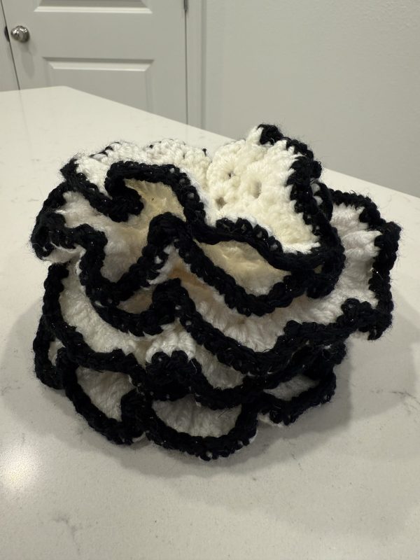 Crochet Black and White Coasters - Image 4